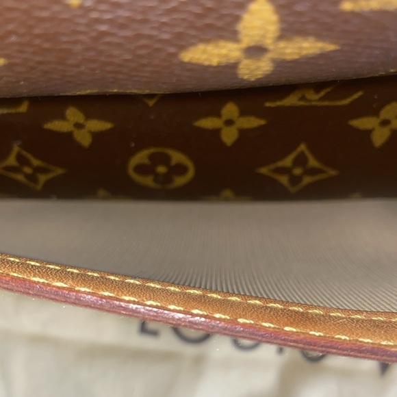 Authentic Vintage-LOUIS VUITTON
Monogram Reporter PM - Picture 6 of 14